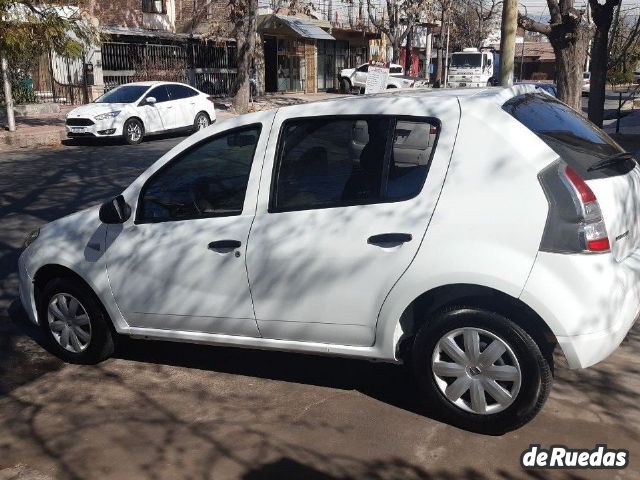 Renault Sandero Usado en Mendoza, deRuedas