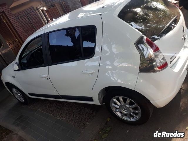 Renault Sandero Usado en Mendoza, deRuedas