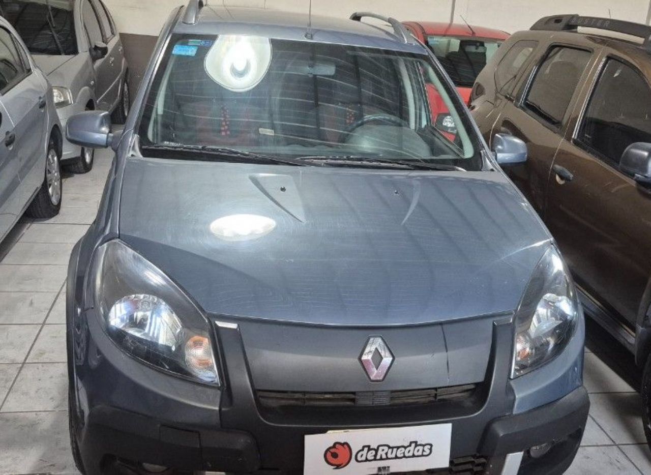 Renault Sandero Usado Financiado en Mendoza, deRuedas