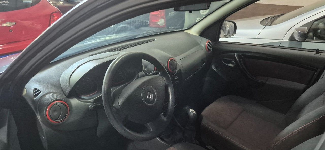 Renault Sandero Usado Financiado en Mendoza, deRuedas