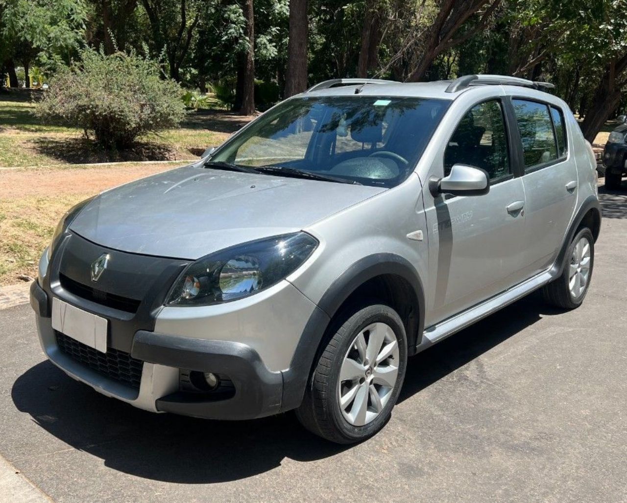 Renault Sandero Usado Financiado en Mendoza, deRuedas