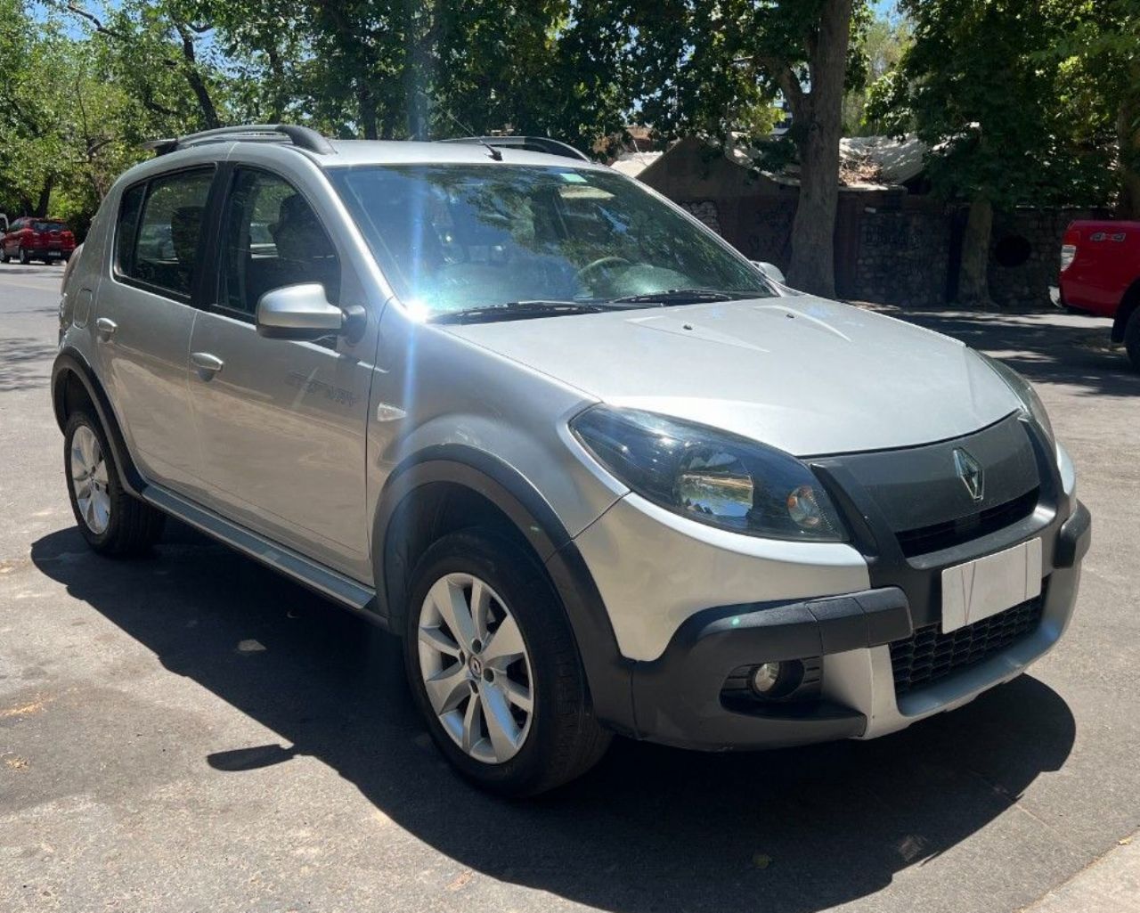Renault Sandero Usado Financiado en Mendoza, deRuedas