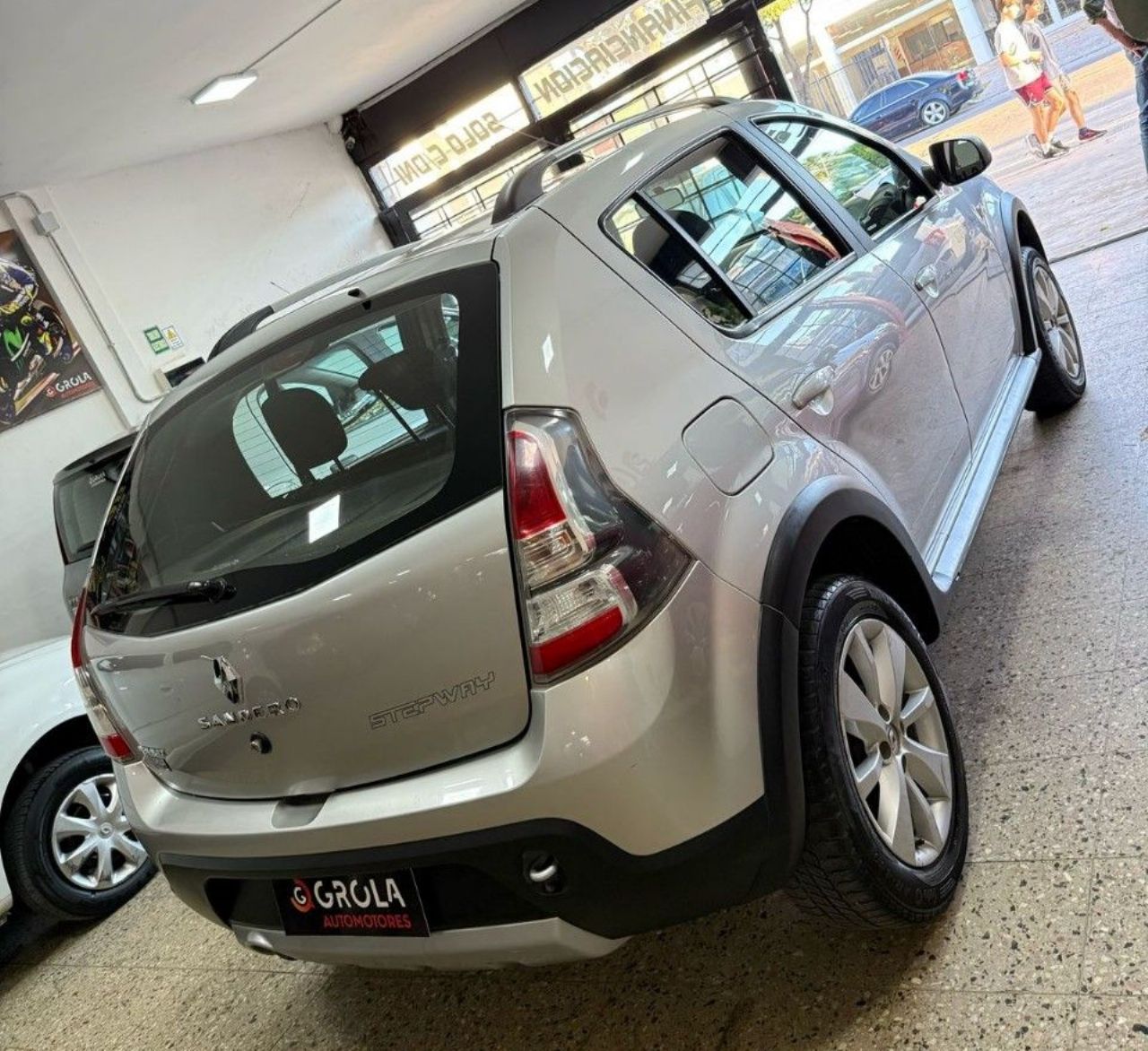 Renault Sandero Usado Financiado en Córdoba, deRuedas