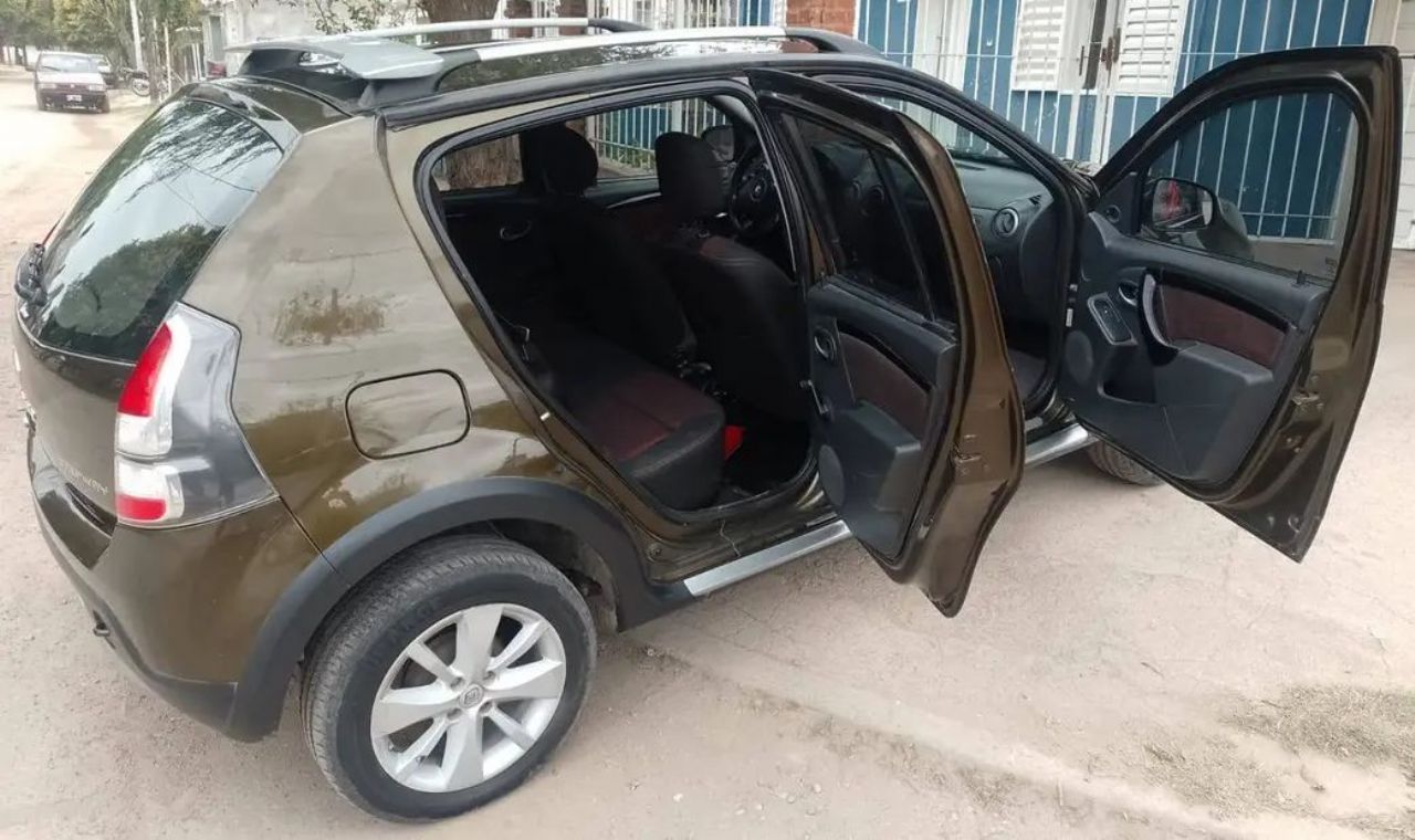 Renault Sandero Usado en Mendoza, deRuedas