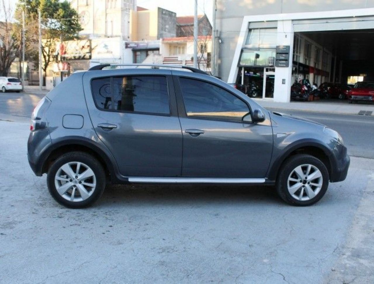 Renault Sandero Usado en Córdoba, deRuedas