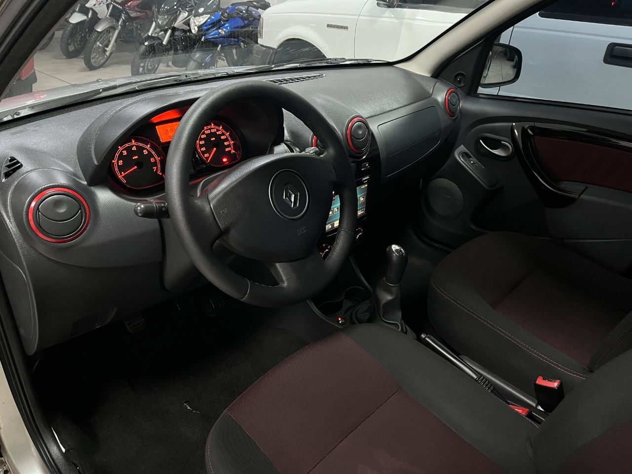 Renault Sandero Usado en Mendoza, deRuedas