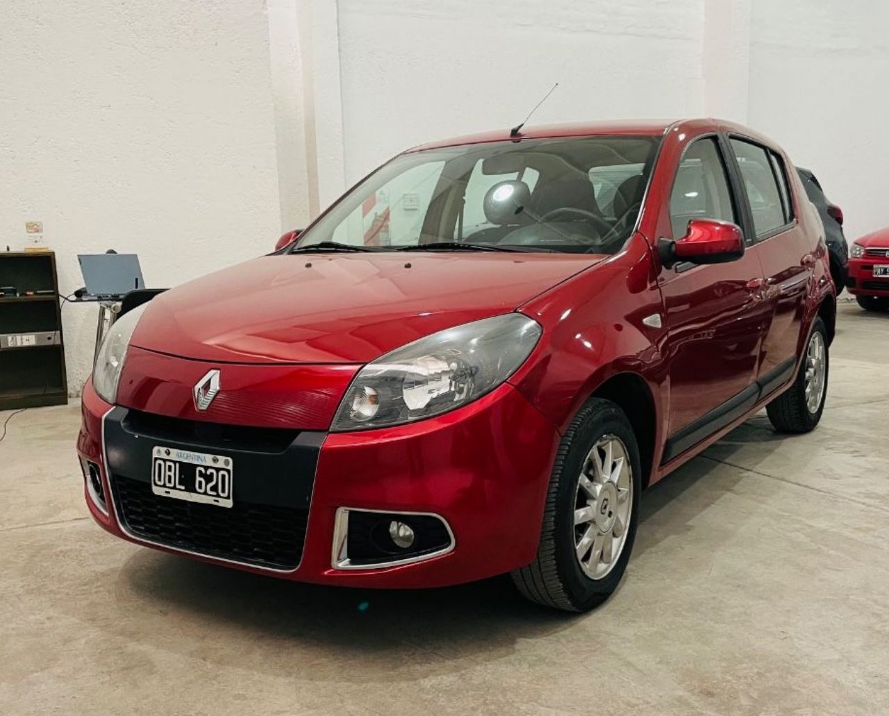 Renault Sandero Usado Financiado en Mendoza, deRuedas