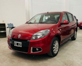Renault Sandero Usado en Mendoza Financiado