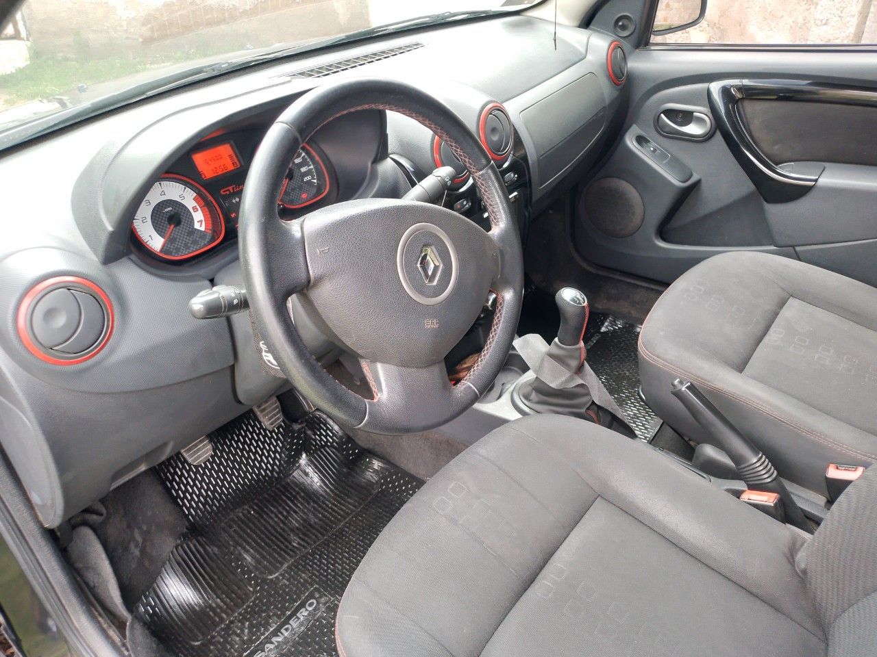 Renault Sandero Usado en San Luis, deRuedas