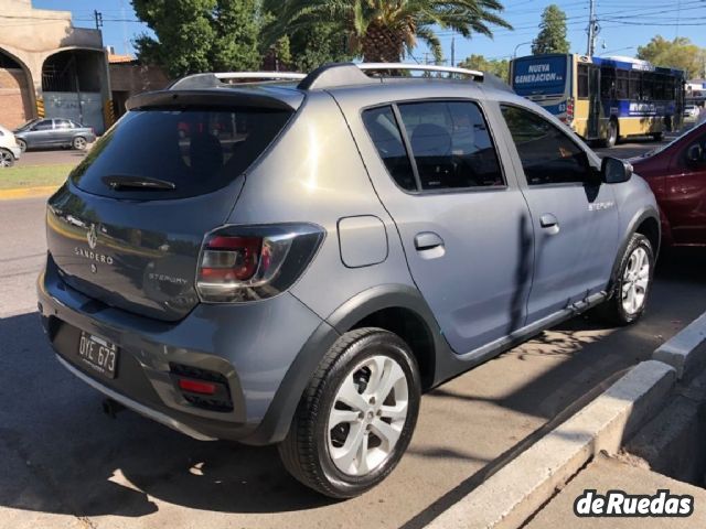 Renault Sandero Usado en Mendoza, deRuedas