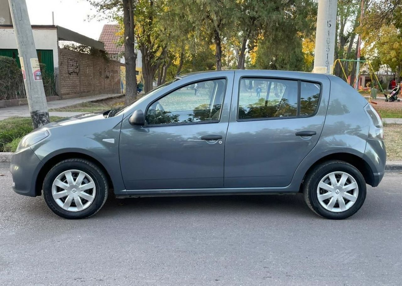 Renault Sandero Usado en Mendoza, deRuedas