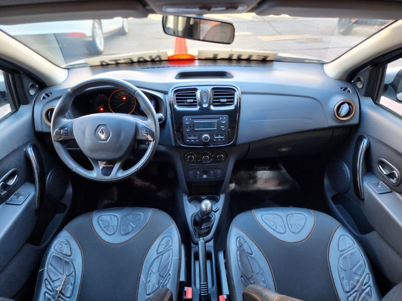 Renault Sandero Usado en Mendoza, deRuedas