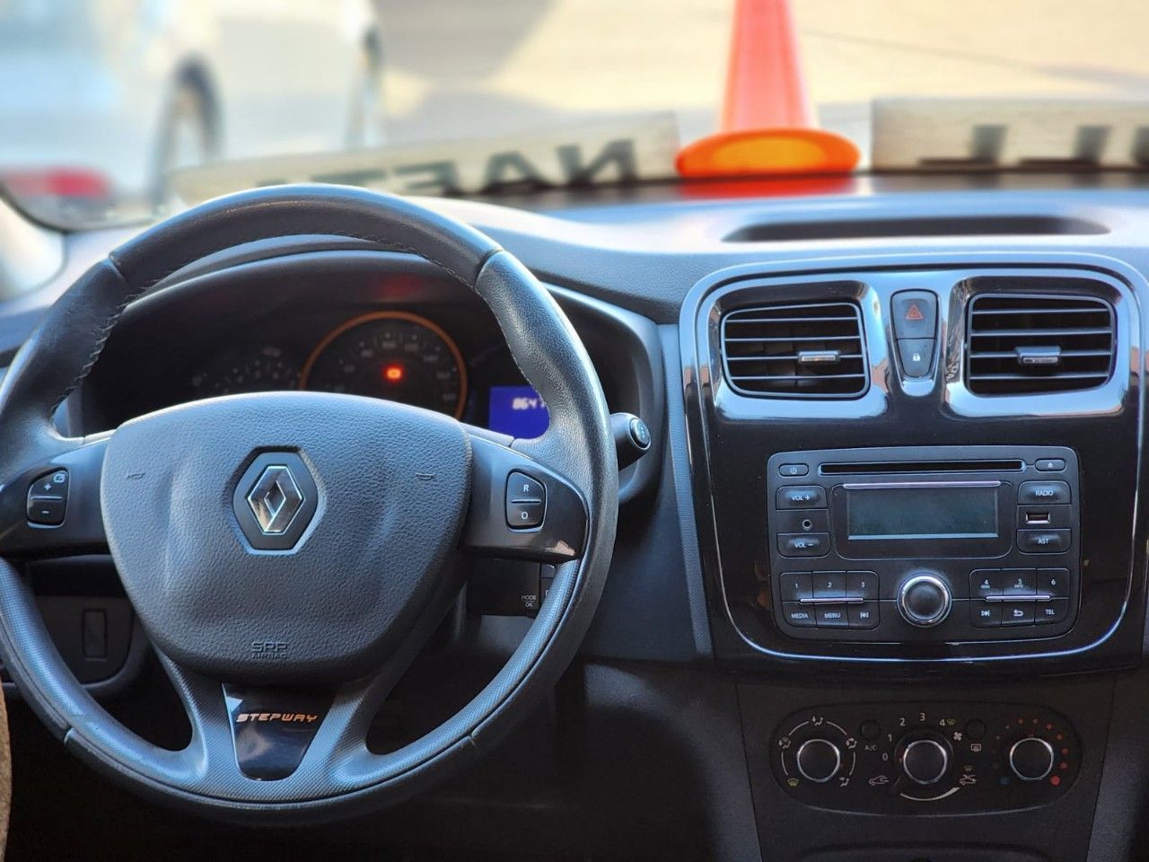 Renault Sandero Usado Financiado en Mendoza, deRuedas