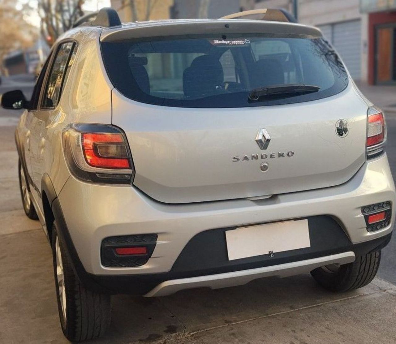 Renault Sandero Usado en Mendoza, deRuedas
