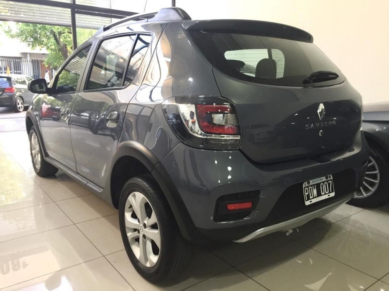 Renault Sandero Usado en Mendoza, deRuedas