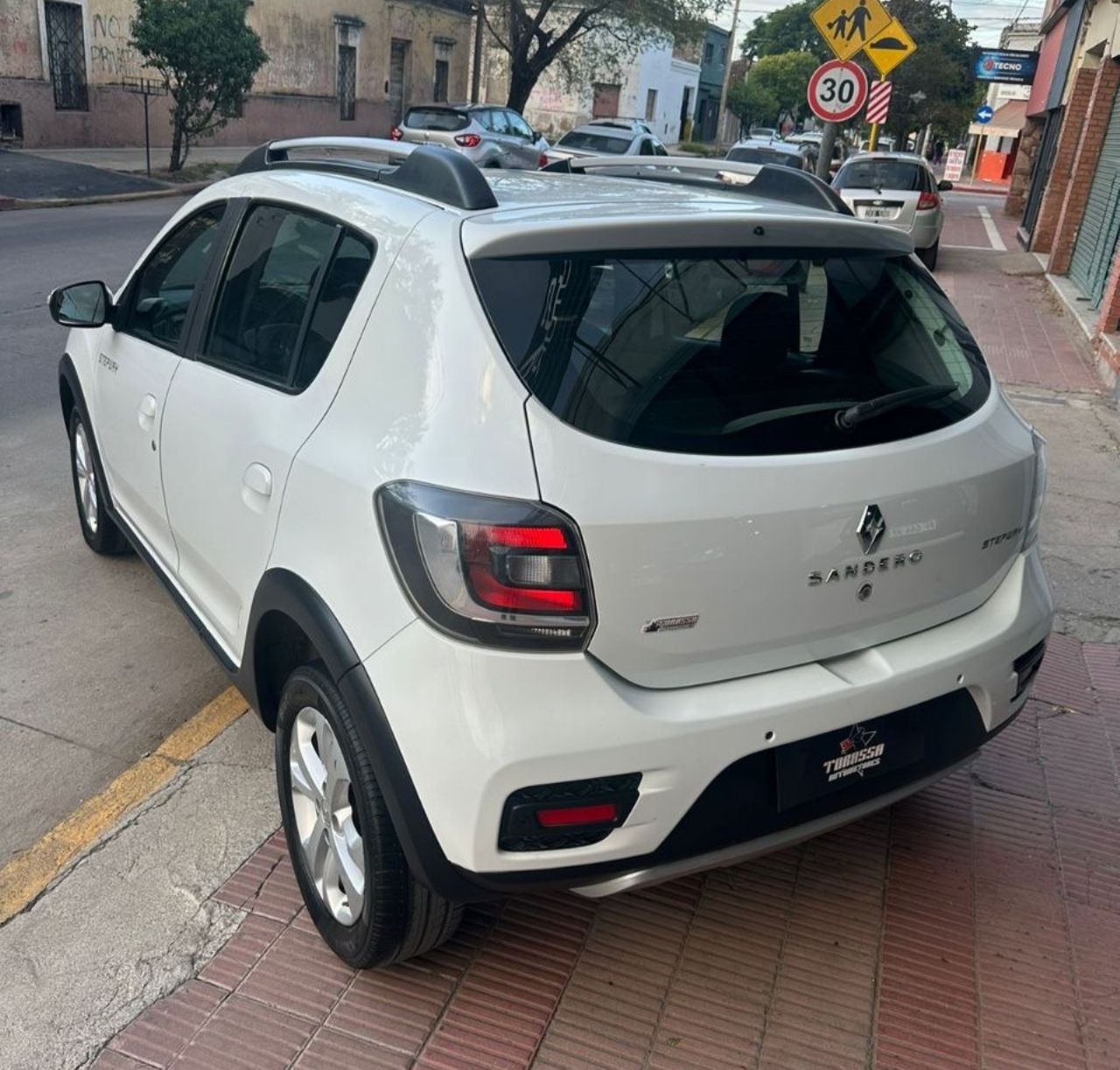 Renault Sandero Usado en Córdoba, deRuedas