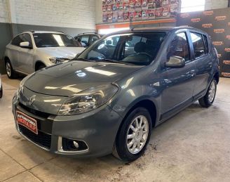 Renault Sandero Usado en Mendoza