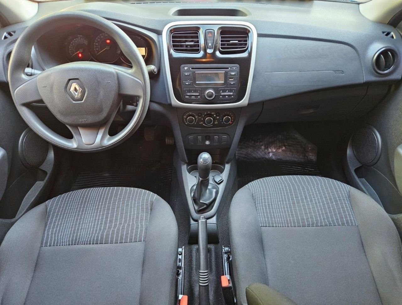 Renault Sandero Usado Financiado en Mendoza, deRuedas