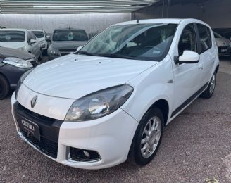 Renault Sandero Usado en Mendoza Financiado