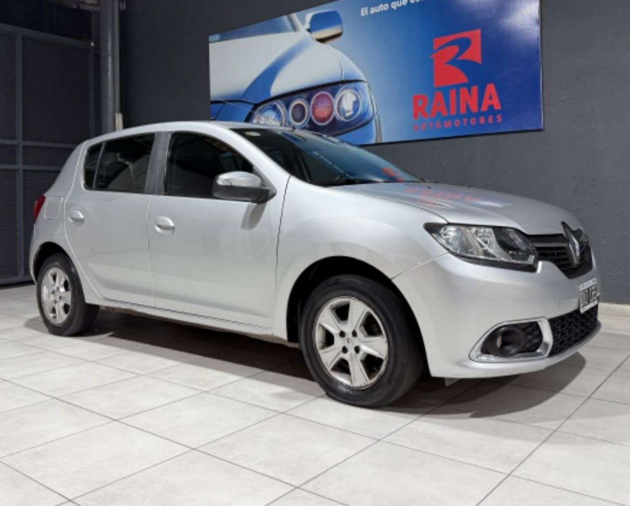 Renault Sandero Usado en Mendoza, deRuedas