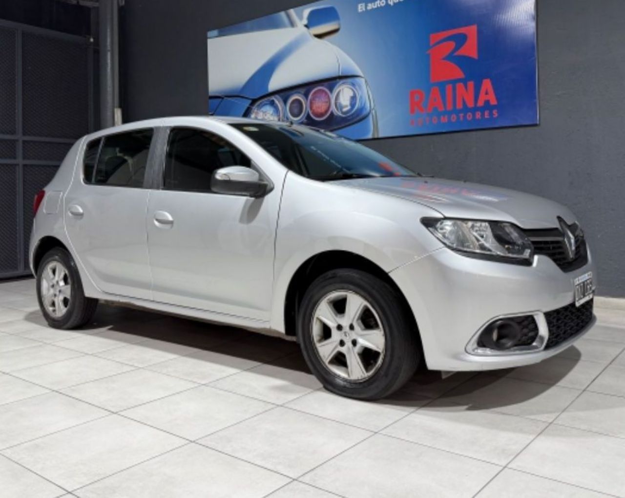 Renault Sandero Usado Financiado en Mendoza, deRuedas