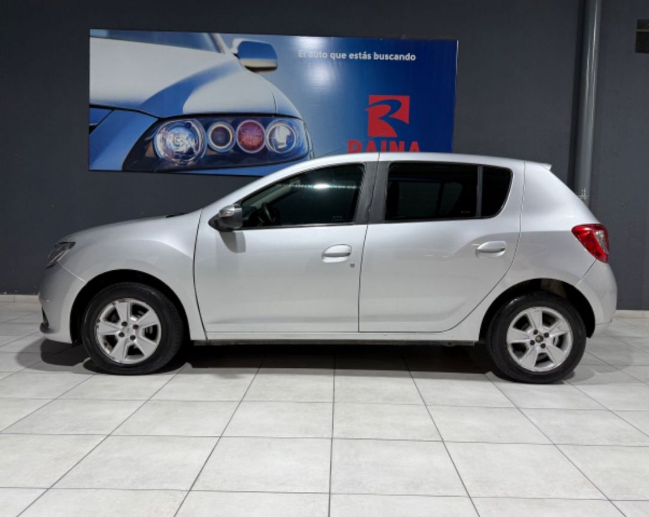 Renault Sandero Usado en Mendoza, deRuedas