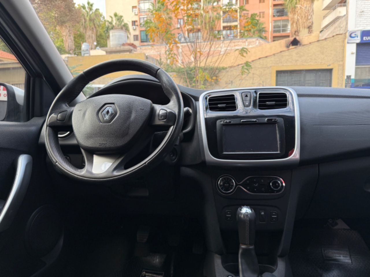 Renault Sandero Usado en Mendoza, deRuedas