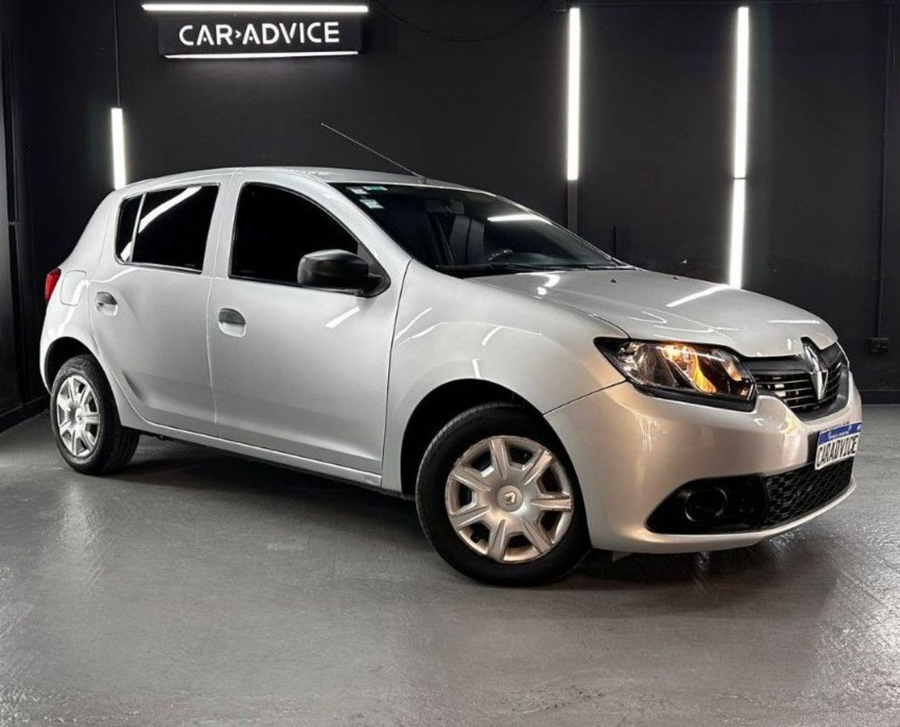 Renault Sandero Usado en Córdoba, deRuedas