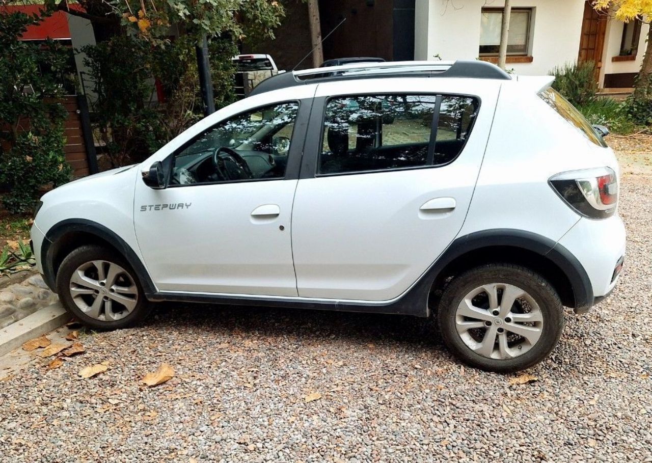Renault Sandero Usado en Mendoza, deRuedas