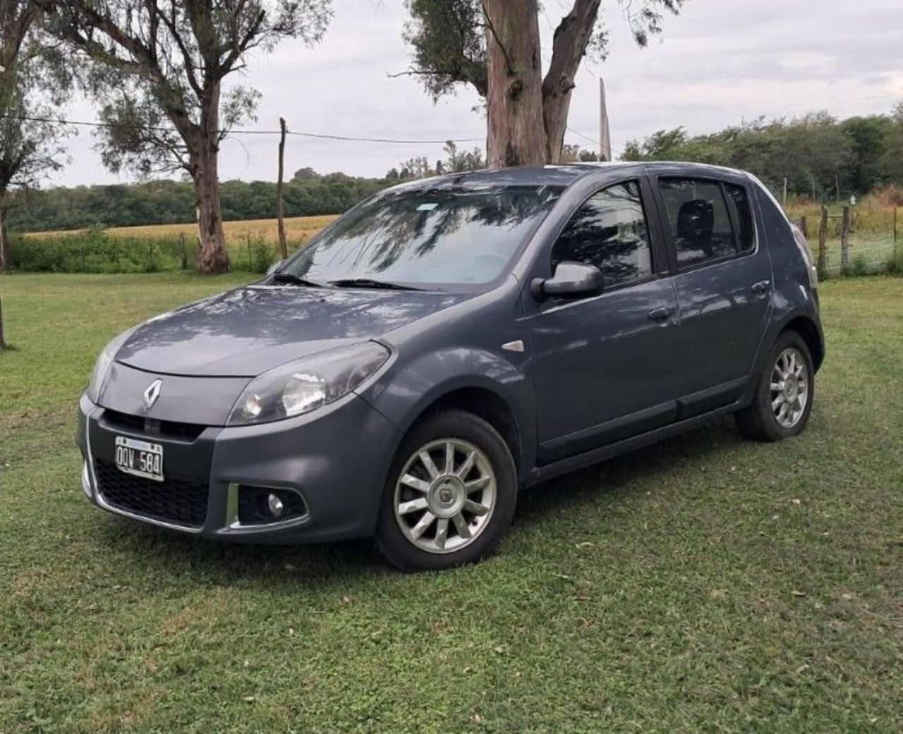 Renault Sandero Usado en Córdoba, deRuedas