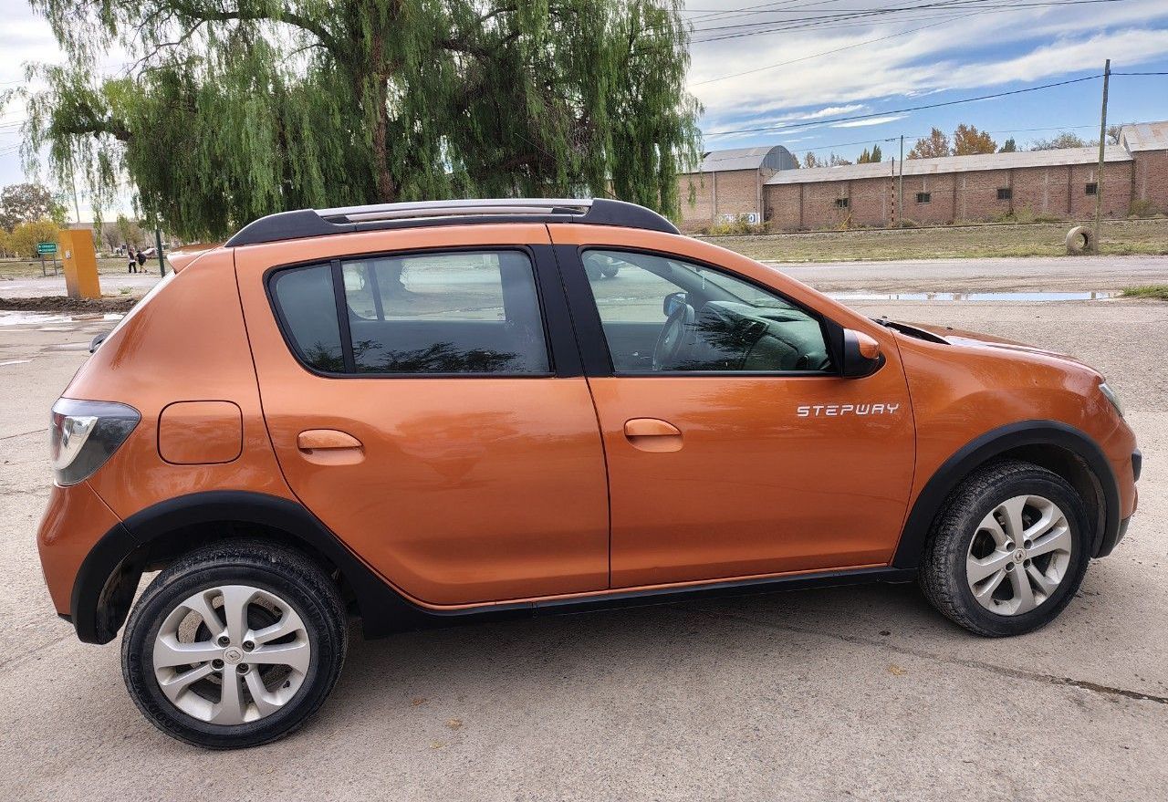 Renault Sandero Usado en Neuquén, deRuedas