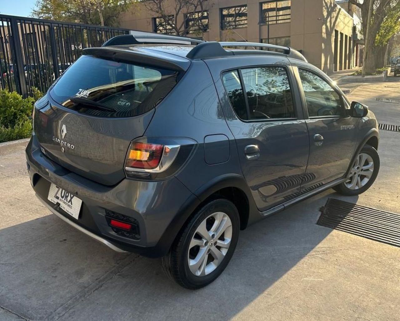 Renault Sandero Usado Financiado en Mendoza, deRuedas