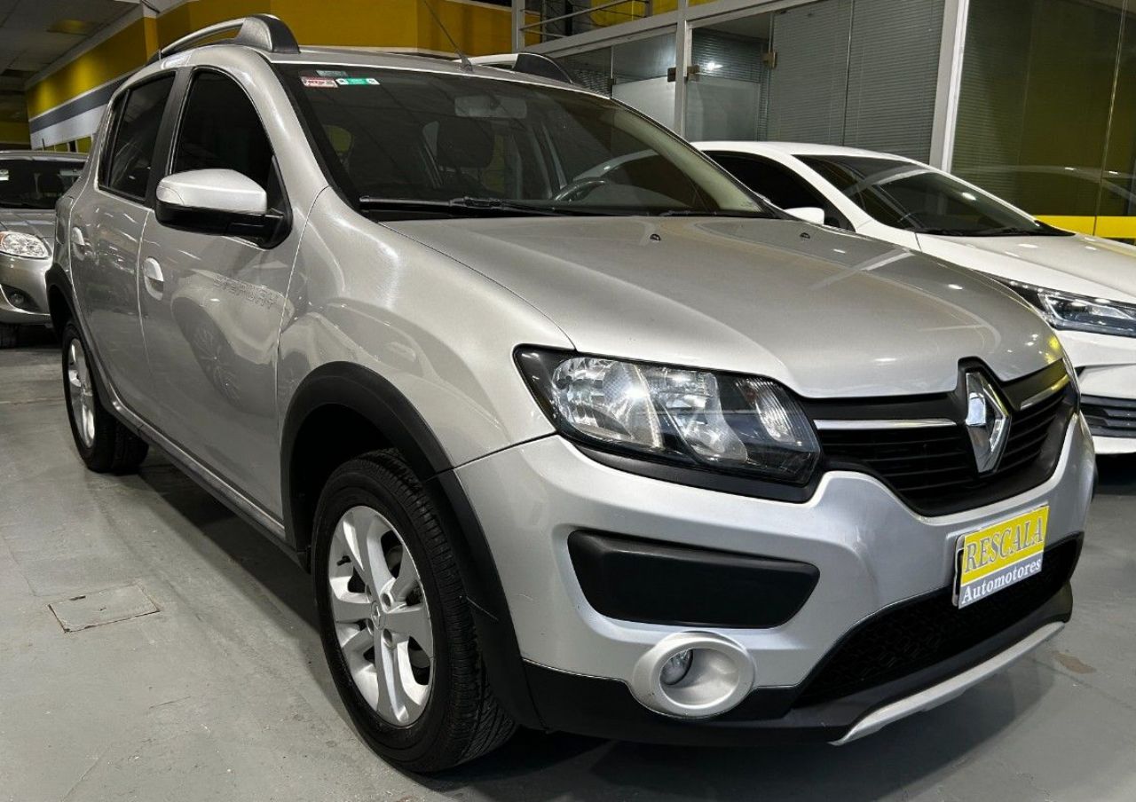 Renault Sandero Usado Financiado en Córdoba, deRuedas