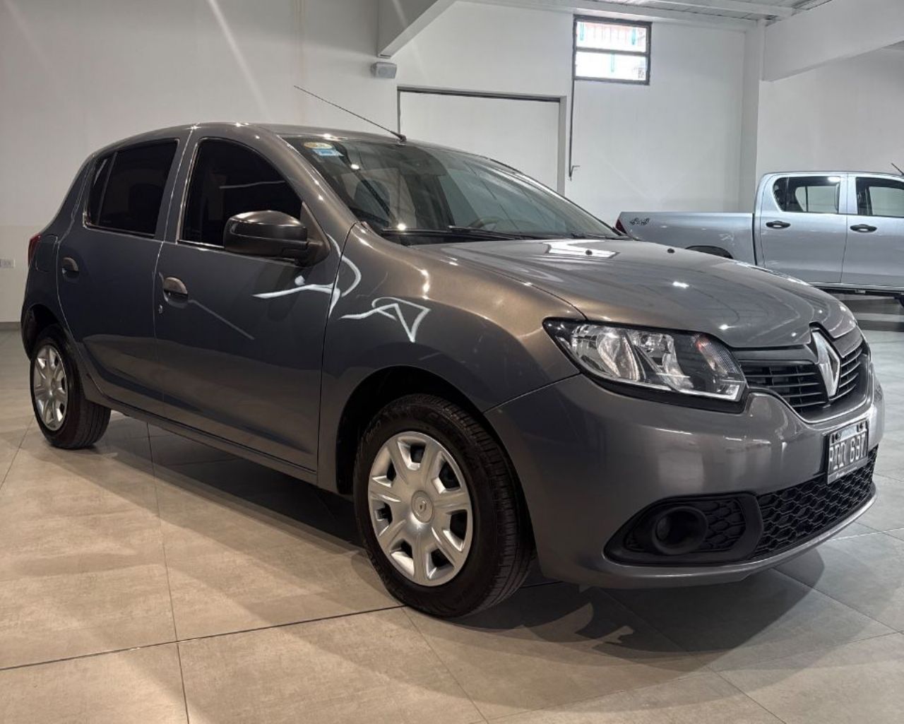 Renault Sandero Usado Financiado en Mendoza, deRuedas