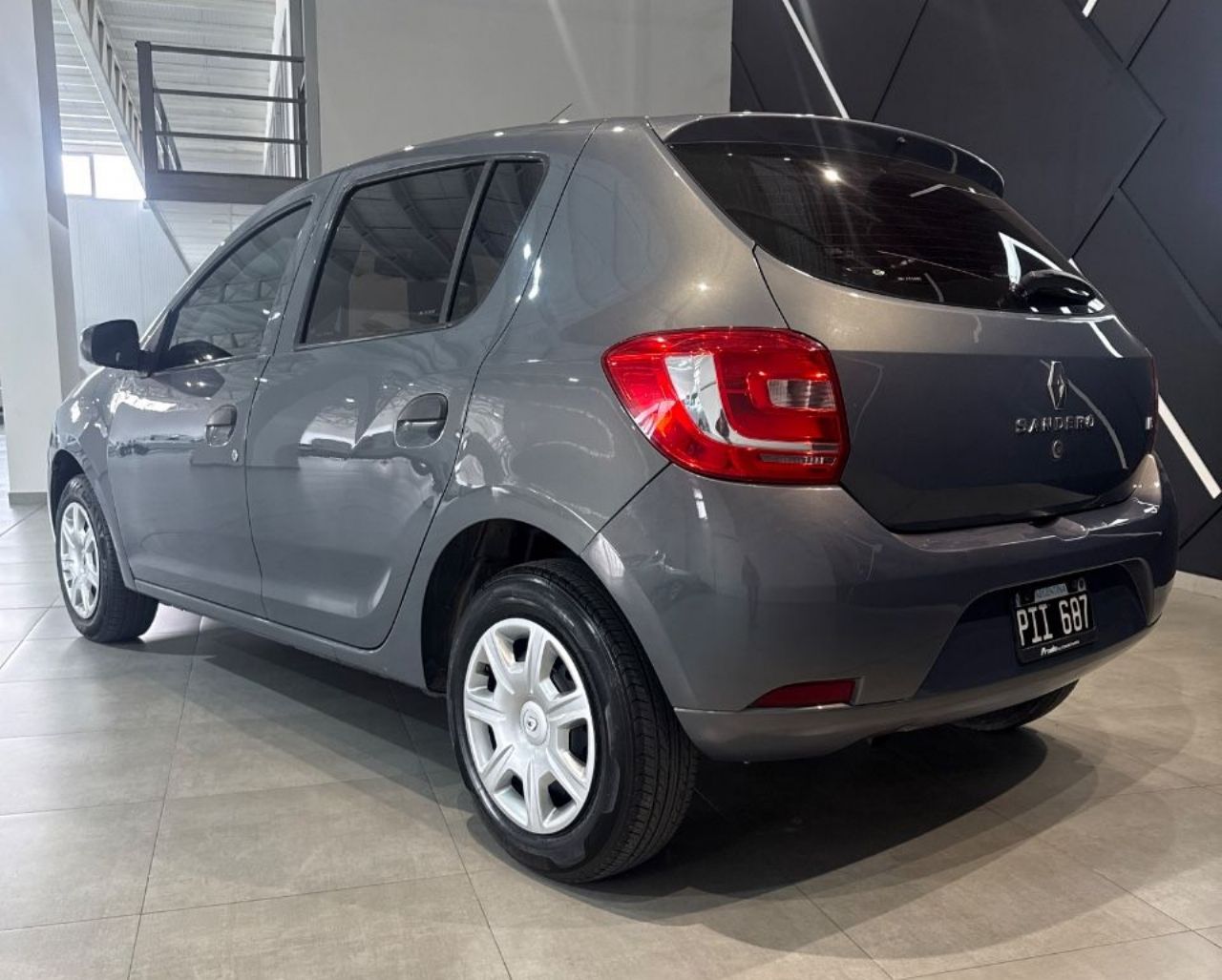 Renault Sandero Usado Financiado en Mendoza, deRuedas