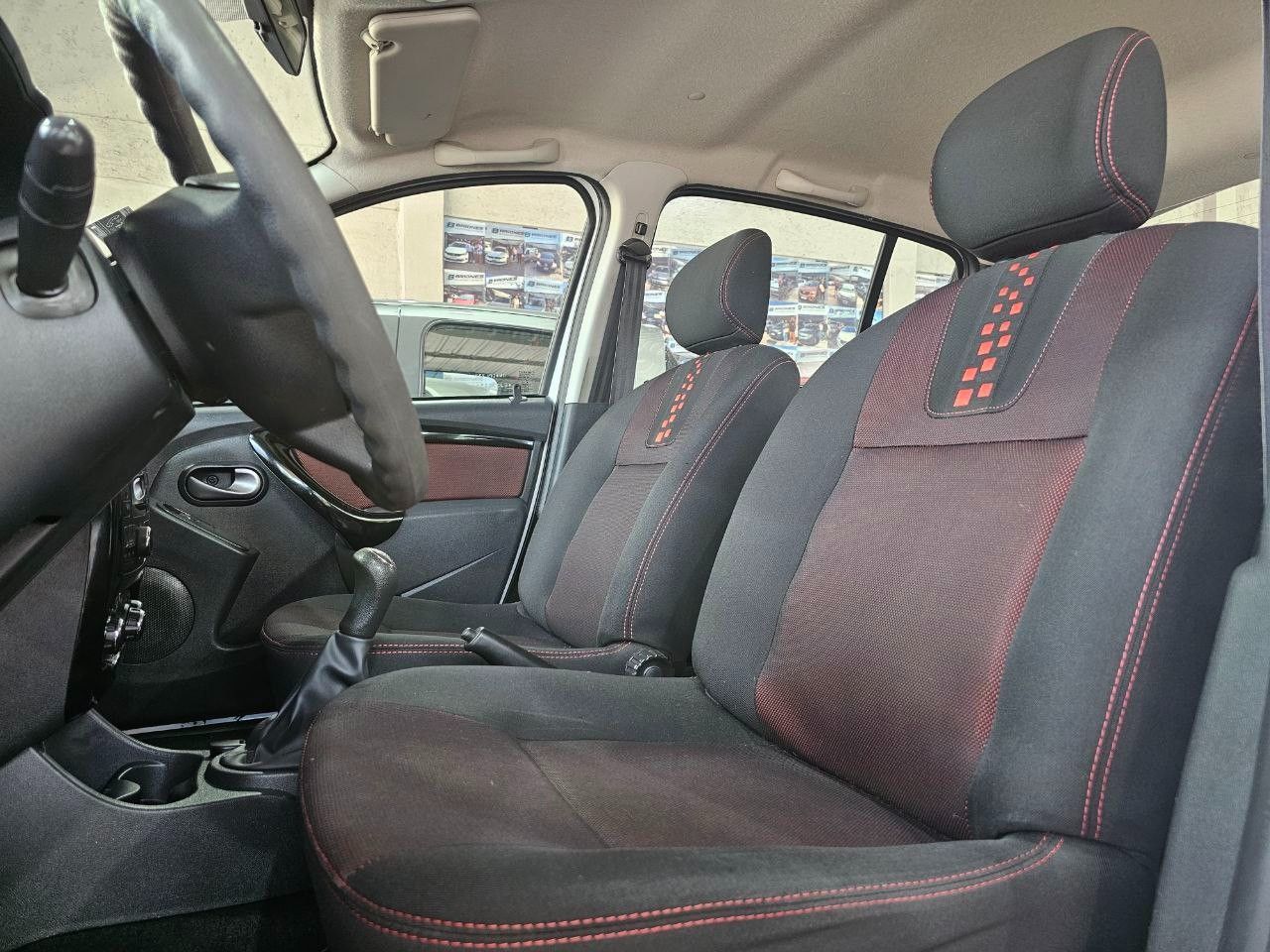 Renault Sandero Usado en Mendoza, deRuedas