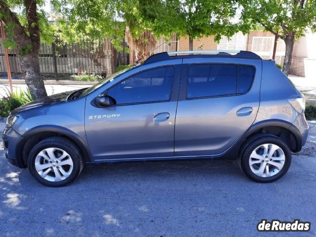 Renault Sandero Usado en Mendoza, deRuedas