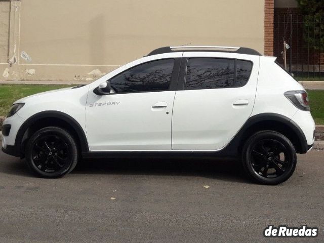 Renault Sandero Usado en Mendoza, deRuedas