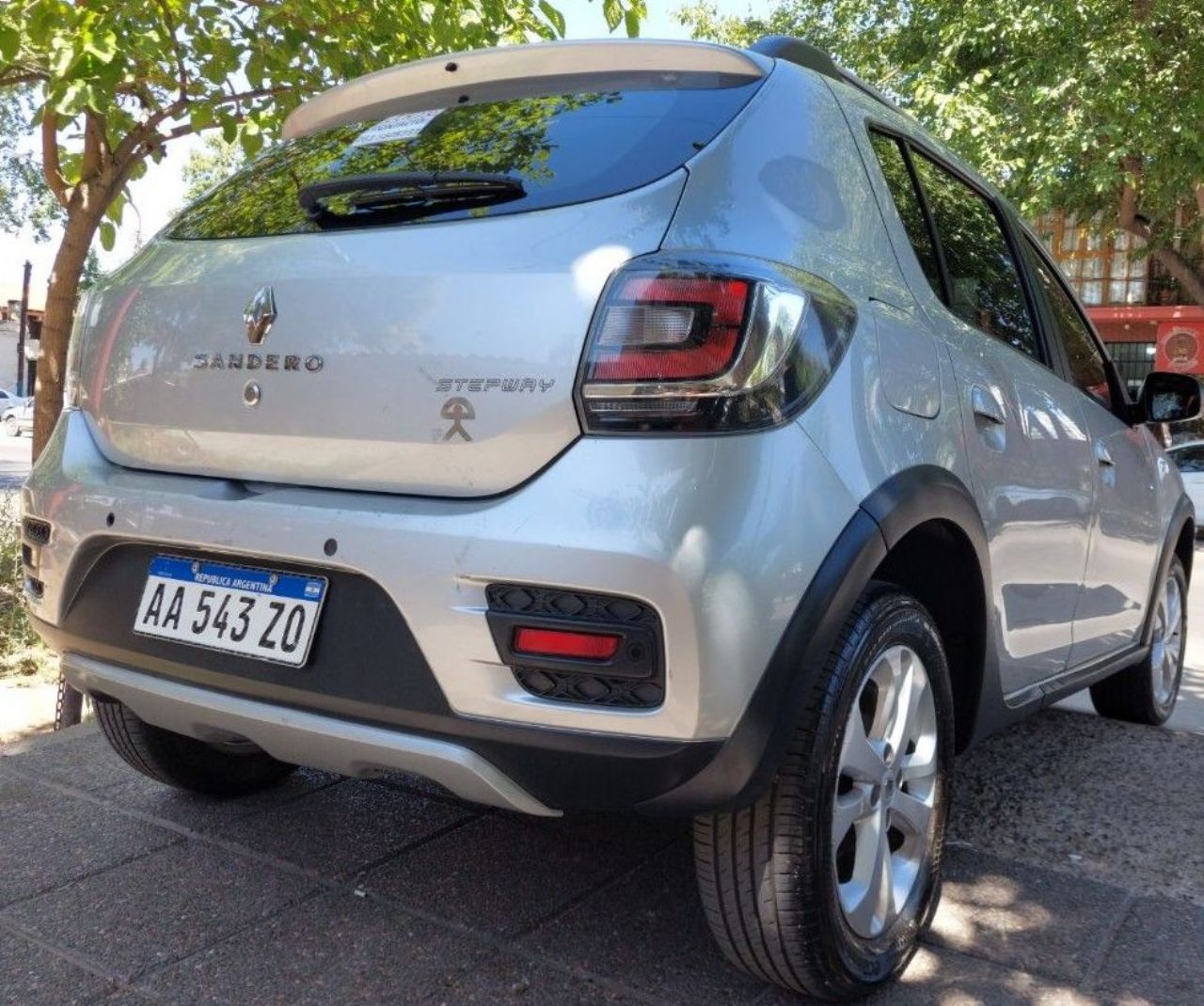 Renault Sandero Usado en Mendoza, deRuedas