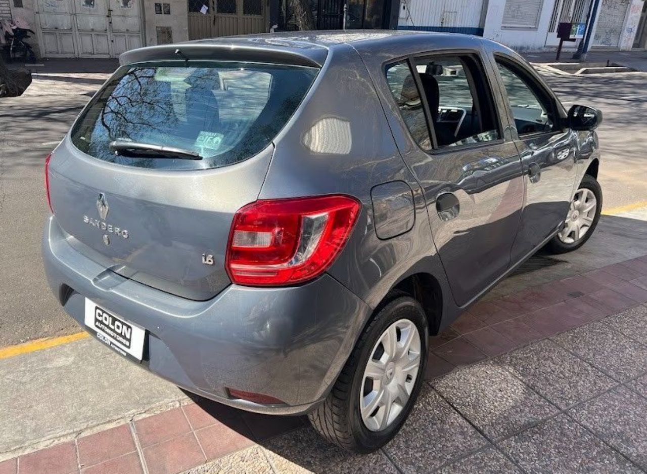 Renault Sandero Usado Financiado en Mendoza, deRuedas