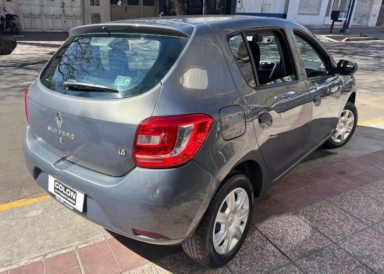 Renault Sandero Usado Financiado en Mendoza, deRuedas