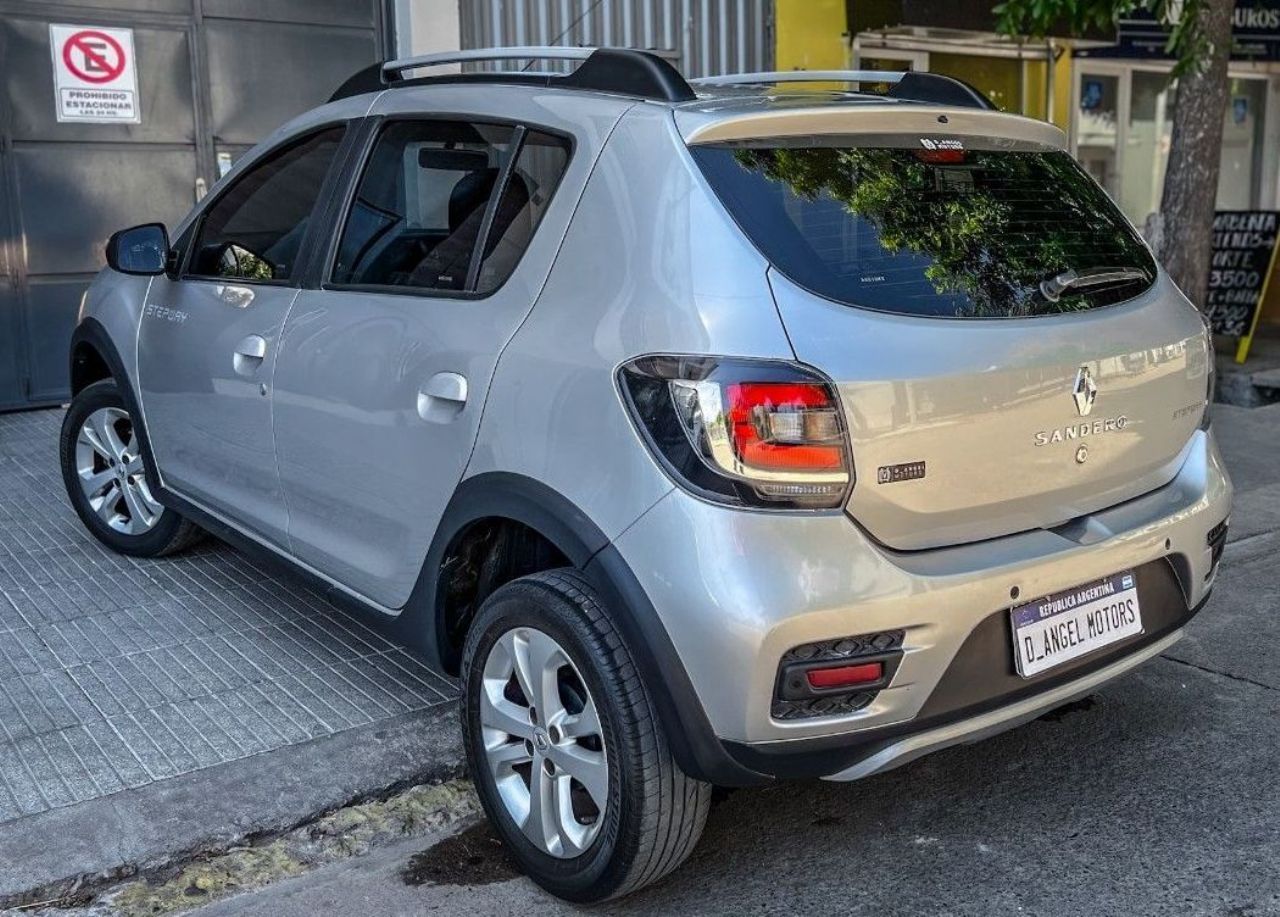 Renault Sandero Usado en Mendoza, deRuedas