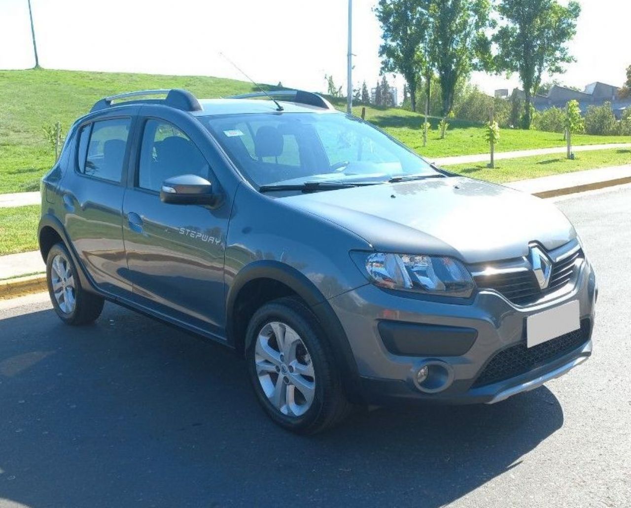 Renault Sandero Usado en Mendoza, deRuedas
