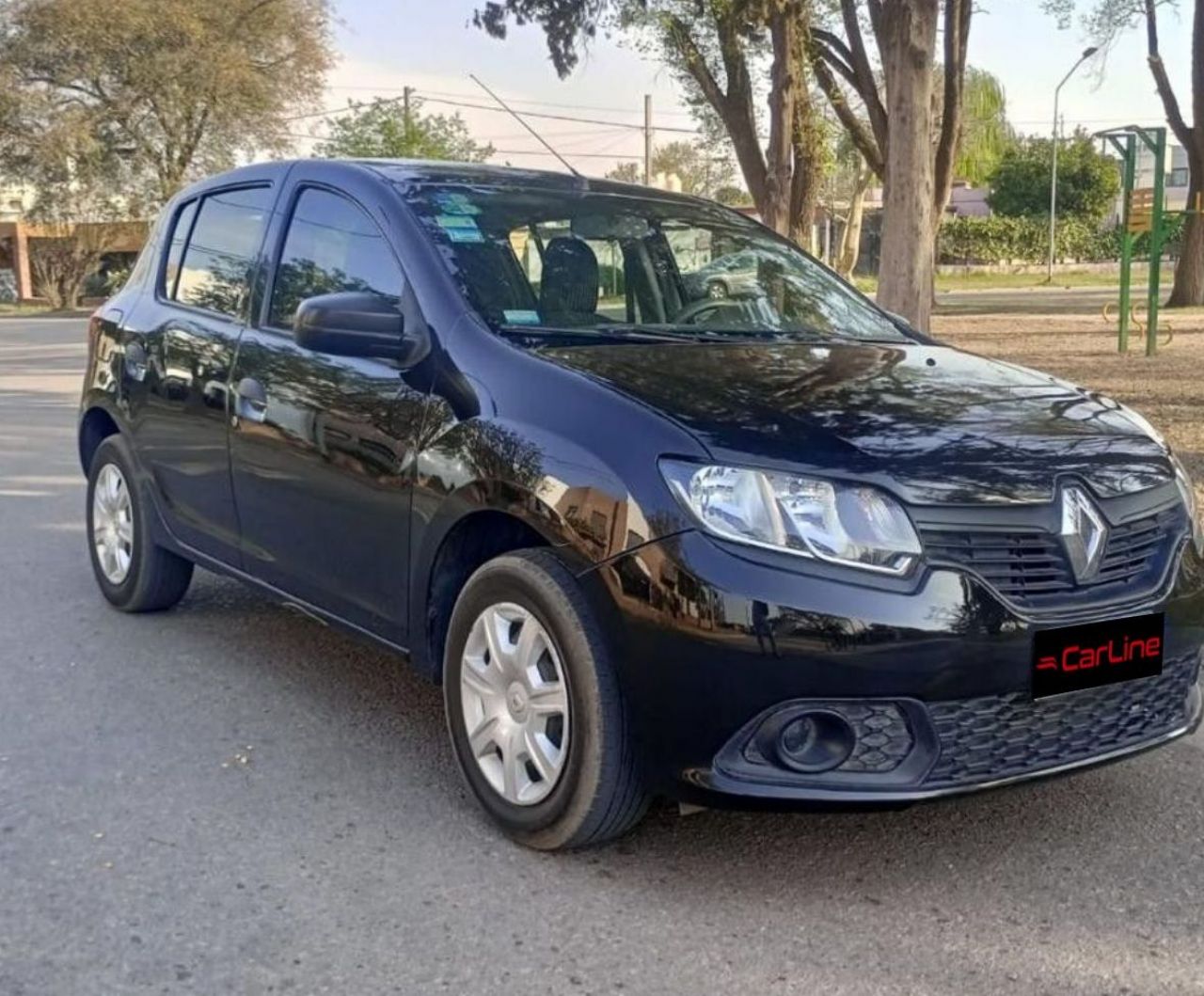Renault Sandero Usado Financiado en Córdoba, deRuedas
