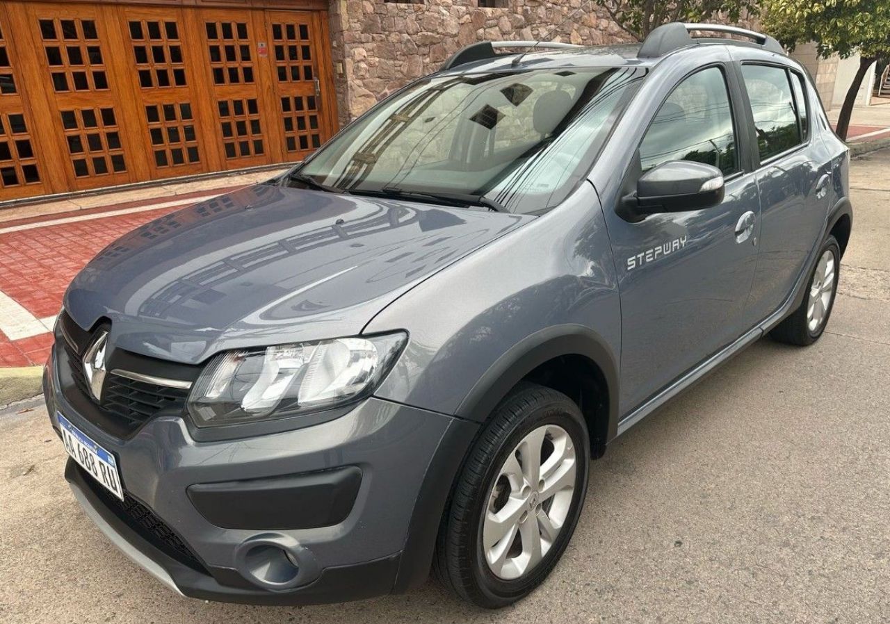 Renault Sandero Usado Financiado en Córdoba, deRuedas