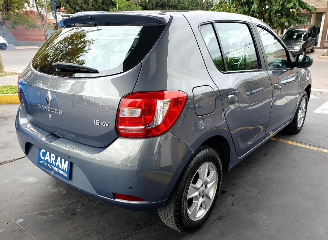 Renault Sandero Usado en Mendoza, deRuedas