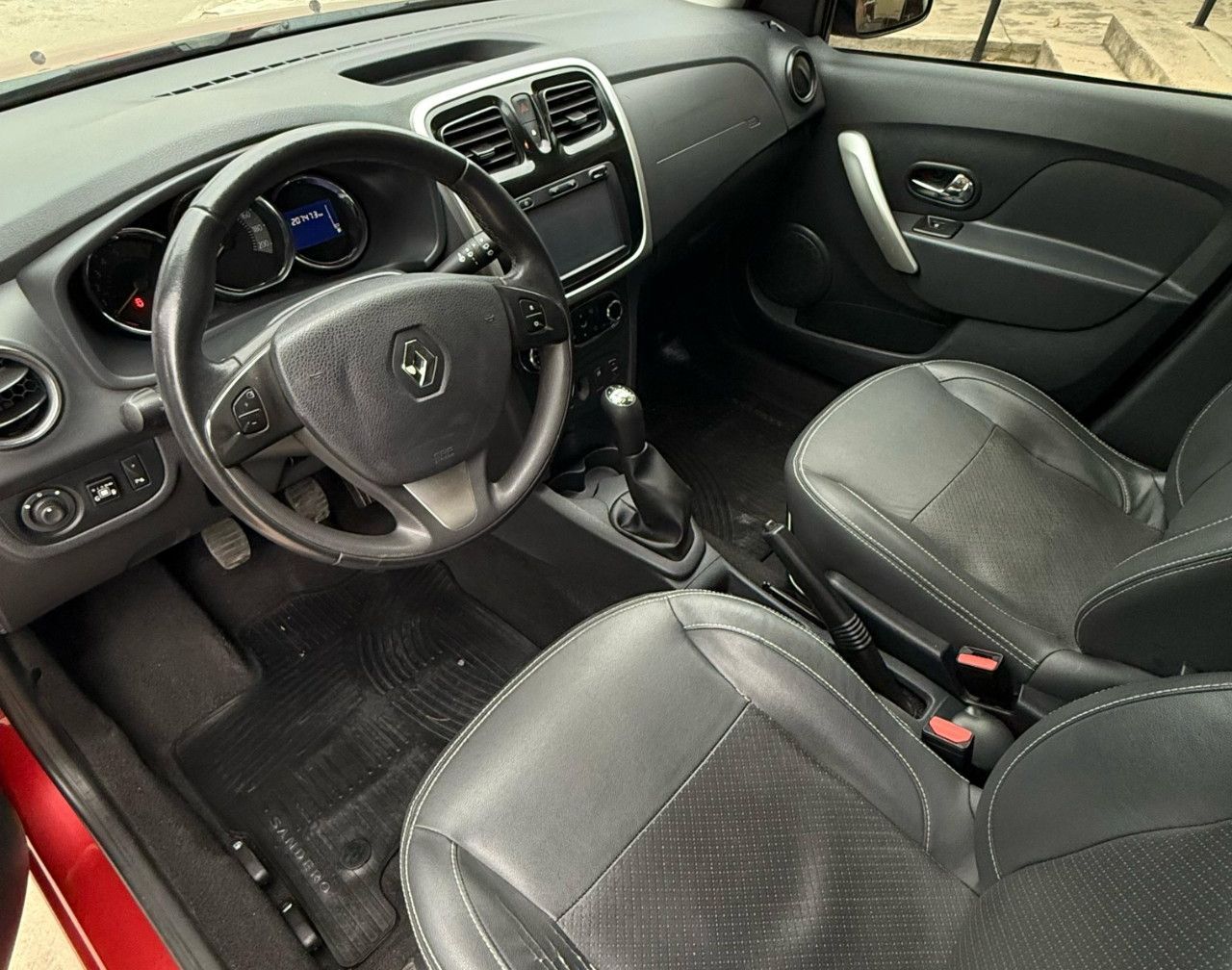 Renault Sandero Usado Financiado en Córdoba, deRuedas