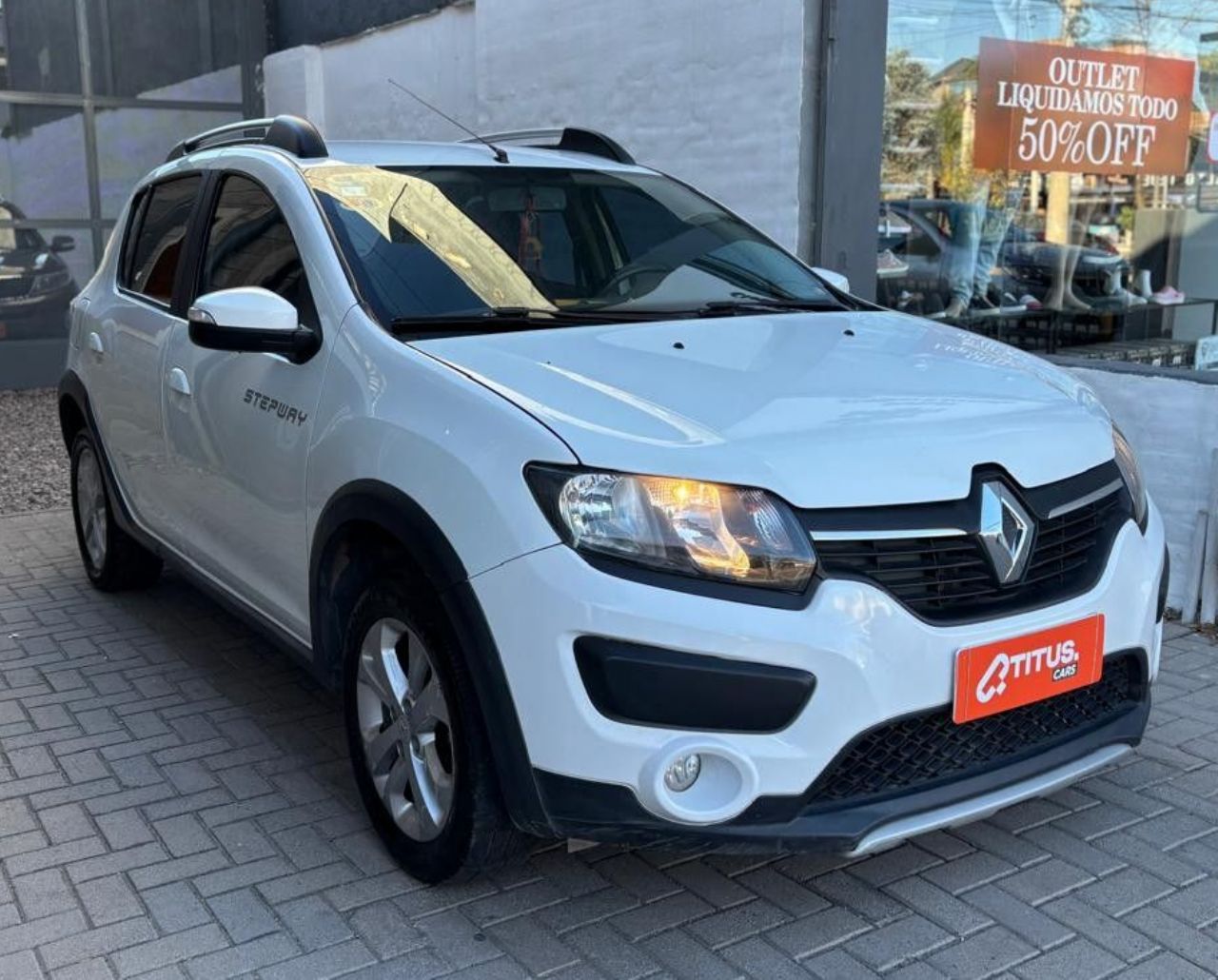 Renault Sandero Usado Financiado en Córdoba, deRuedas