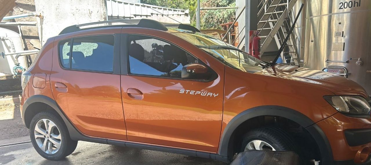 Renault Sandero Usado en Mendoza, deRuedas