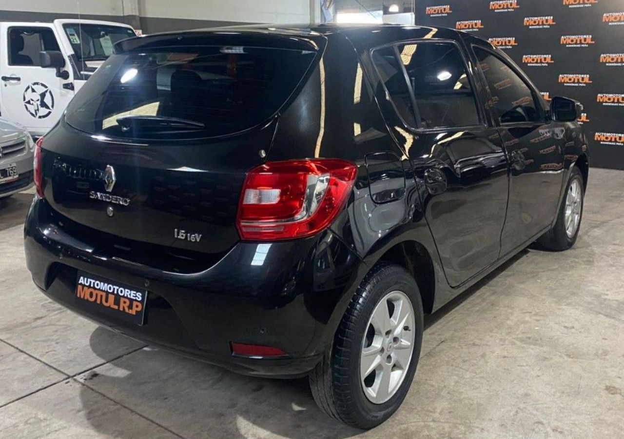Renault Sandero Usado en Mendoza, deRuedas